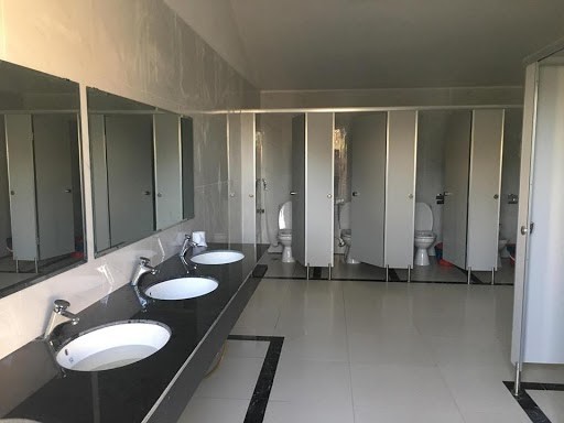 Nhà vệ sinh công cộng được thiết kế chuẩn đẹp